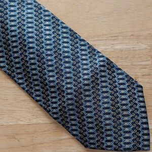 Brioni Navy and Gold Geometric Men's Tie